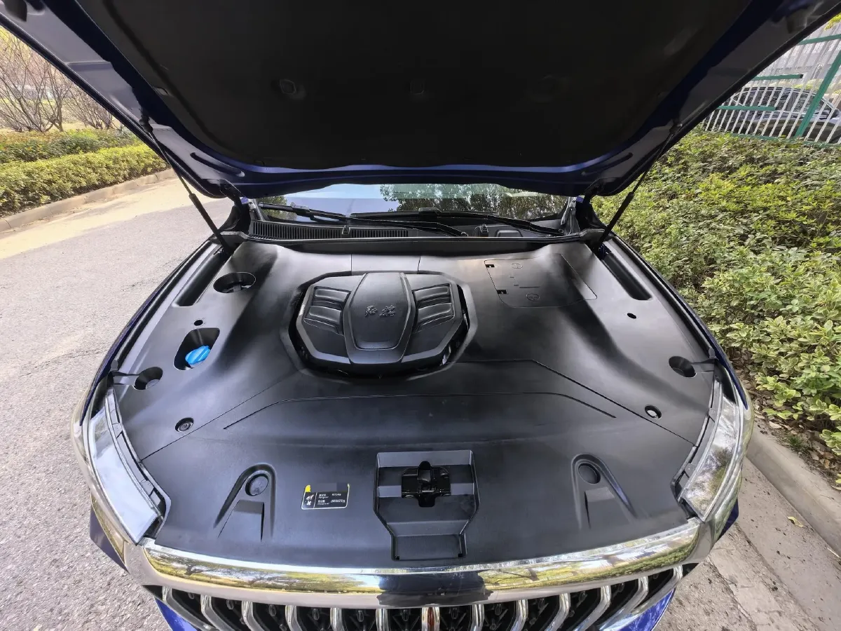 2022 HongQi HS5 2.0T 224HP L4 6AT,autocango,china used car exporter,china ev exporter,chinese used car exporter,chinese used ev exporter