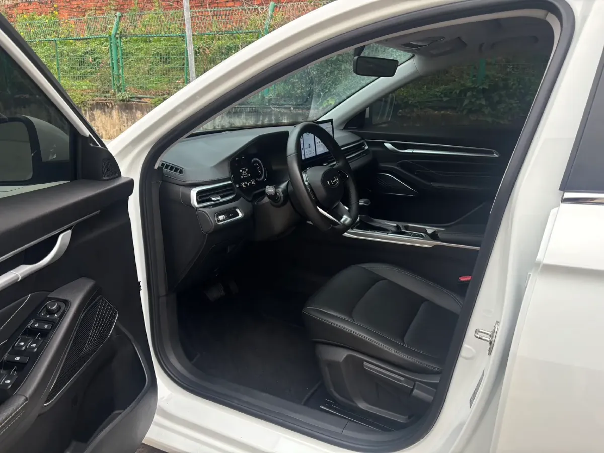 2023 Geely Emgrand 1.5L 127HP L4 CVT,autocango,china used car exporter,china ev exporter,chinese used car exporter,chinese used ev exporter