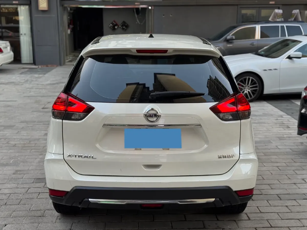 2023 Nissan X-Trail 2.0L 151HP L4 CVT,autocango,china used car exporter,china ev exporter,chinese used car exporter,chinese used ev exporter