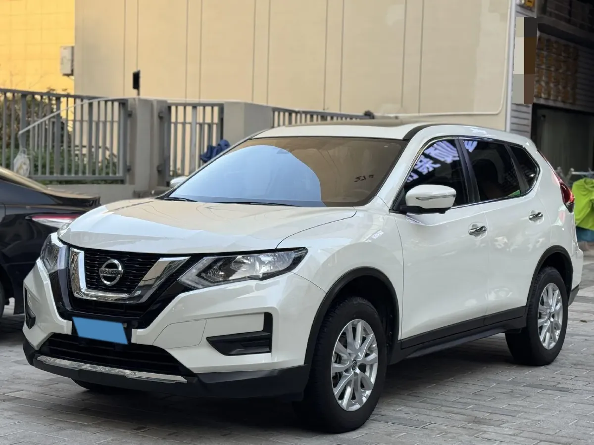 2023 Nissan X-Trail 2.0L 151HP L4 CVT,autocango,china used car exporter,china ev exporter,chinese used car exporter,chinese used ev exporter