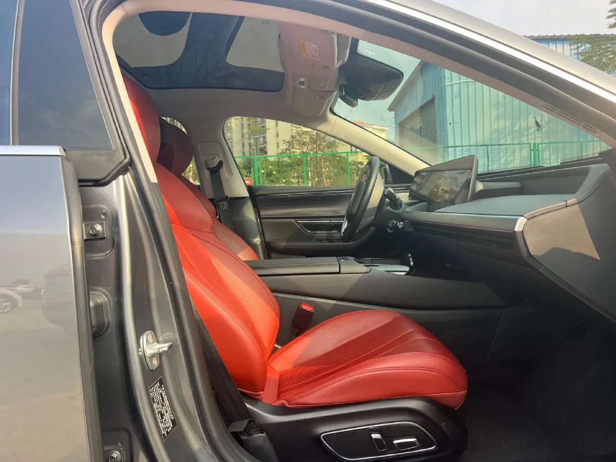 2020 Xpeng P7 BEV 70.8KWH,autocango,china used car exporter,china ev exporter,chinese used car exporter,chinese used ev exporter