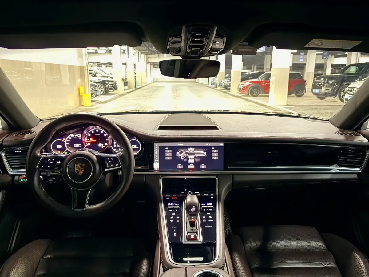 2017 Porsche Panamera 2.9T 440HP V6 8DCT,autocango,china used car exporter,china ev exporter,chinese used car exporter,chinese used ev exporter