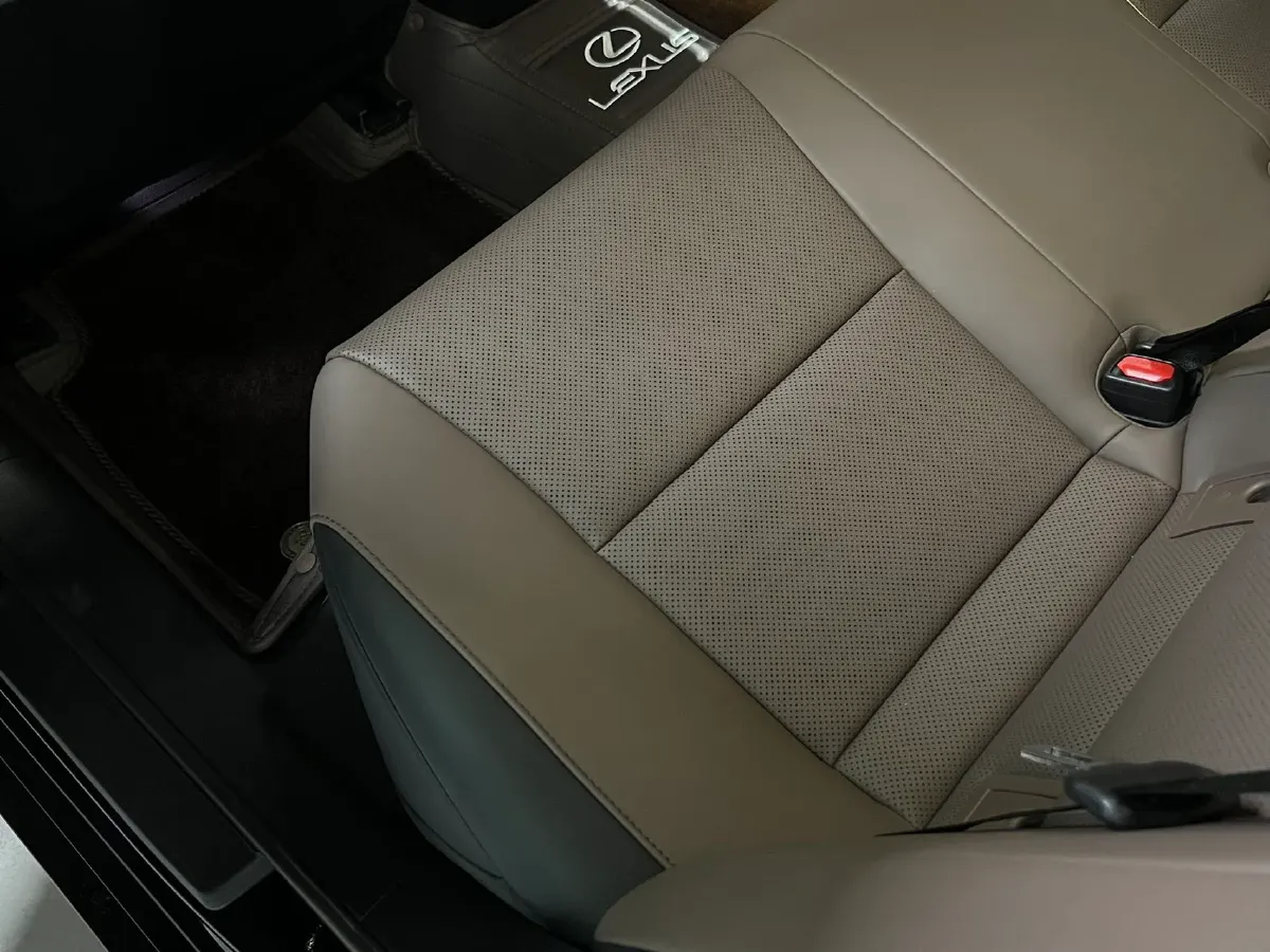 2024 Lexus ES 2.0L 173HP L4 CVT,autocango,china used car exporter,china ev exporter,chinese used car exporter,chinese used ev exporter