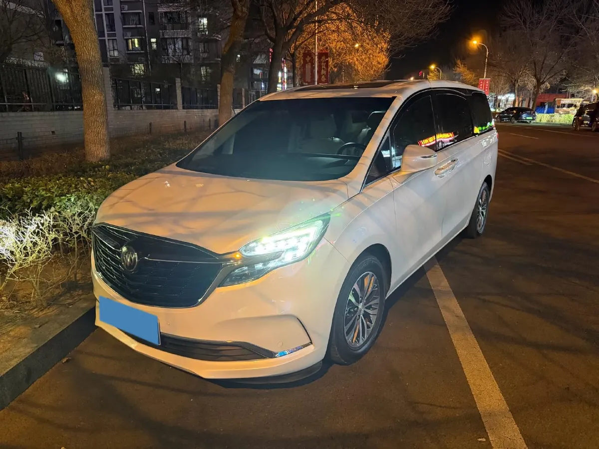 2022 Buick GL8 2.0T 237HP L4 9AT,autocango,china used car exporter,china ev exporter,chinese used car exporter,chinese used ev exporter