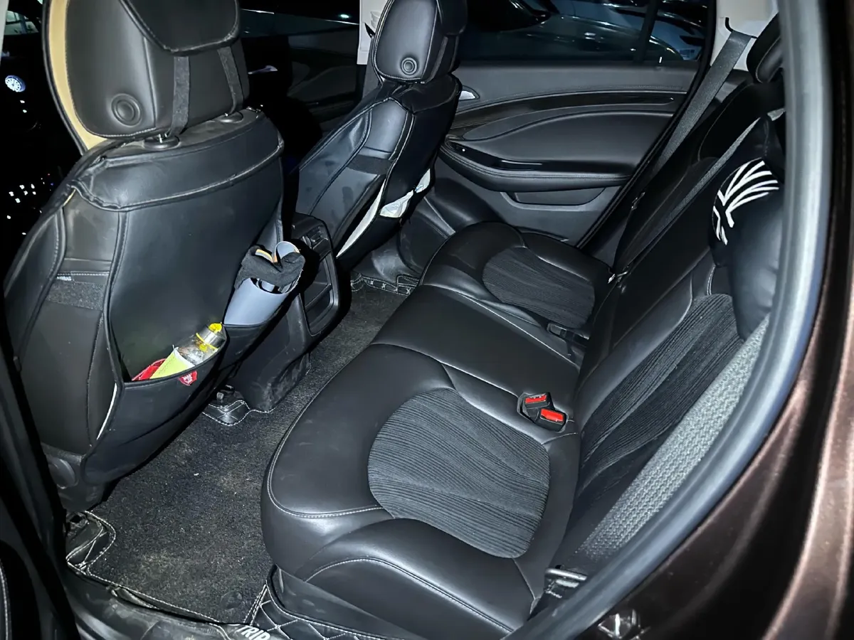 2020 Buick EnvisionPlus 1.5T 169HP L4 7DCT,autocango,china used car exporter,china ev exporter,chinese used car exporter,chinese used ev exporter