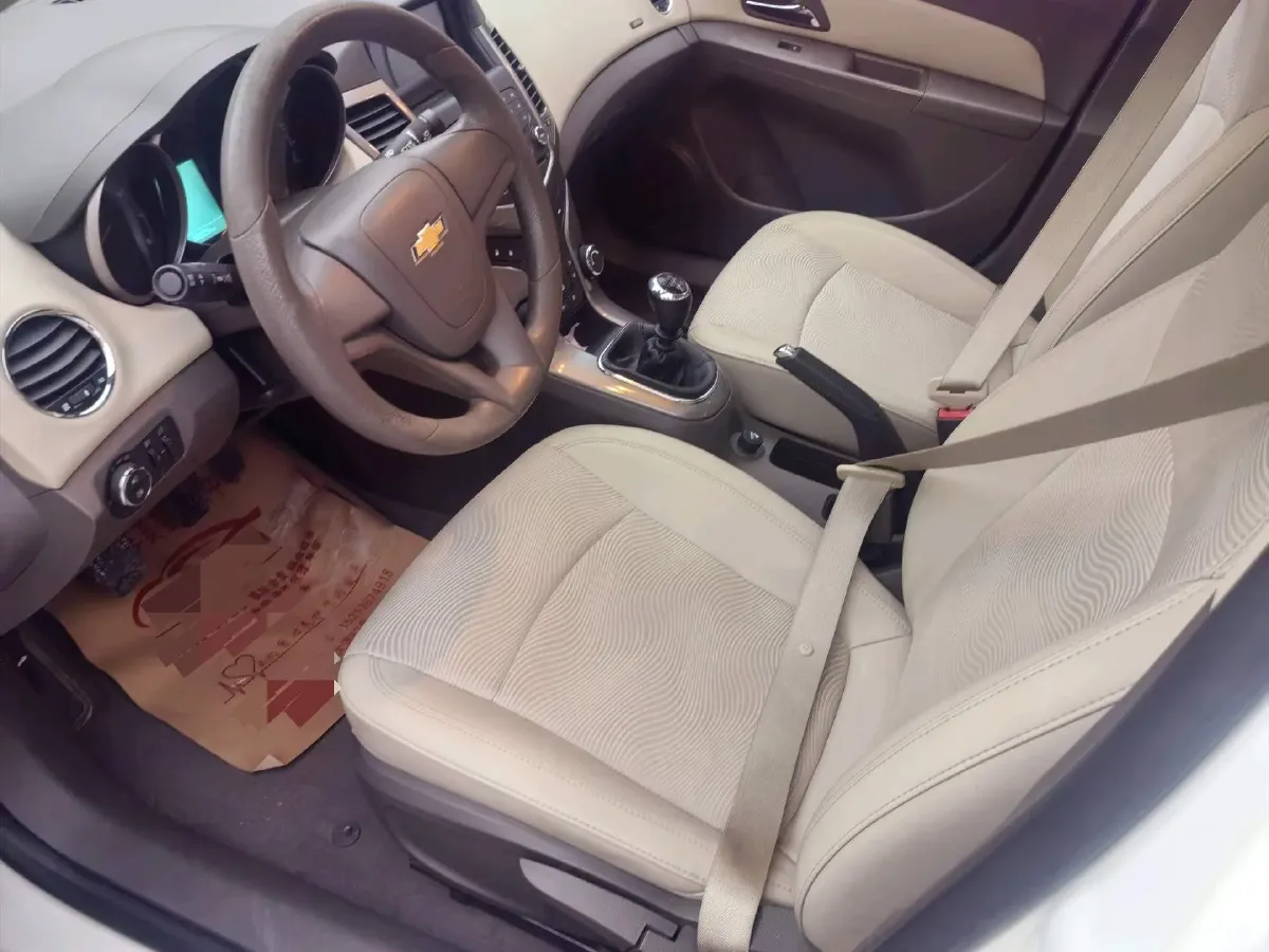 2015 Chevrolet Cruze 1.5L 113HP L4 5MT,autocango,china used car exporter,china ev exporter,chinese used car exporter,chinese used ev exporter
