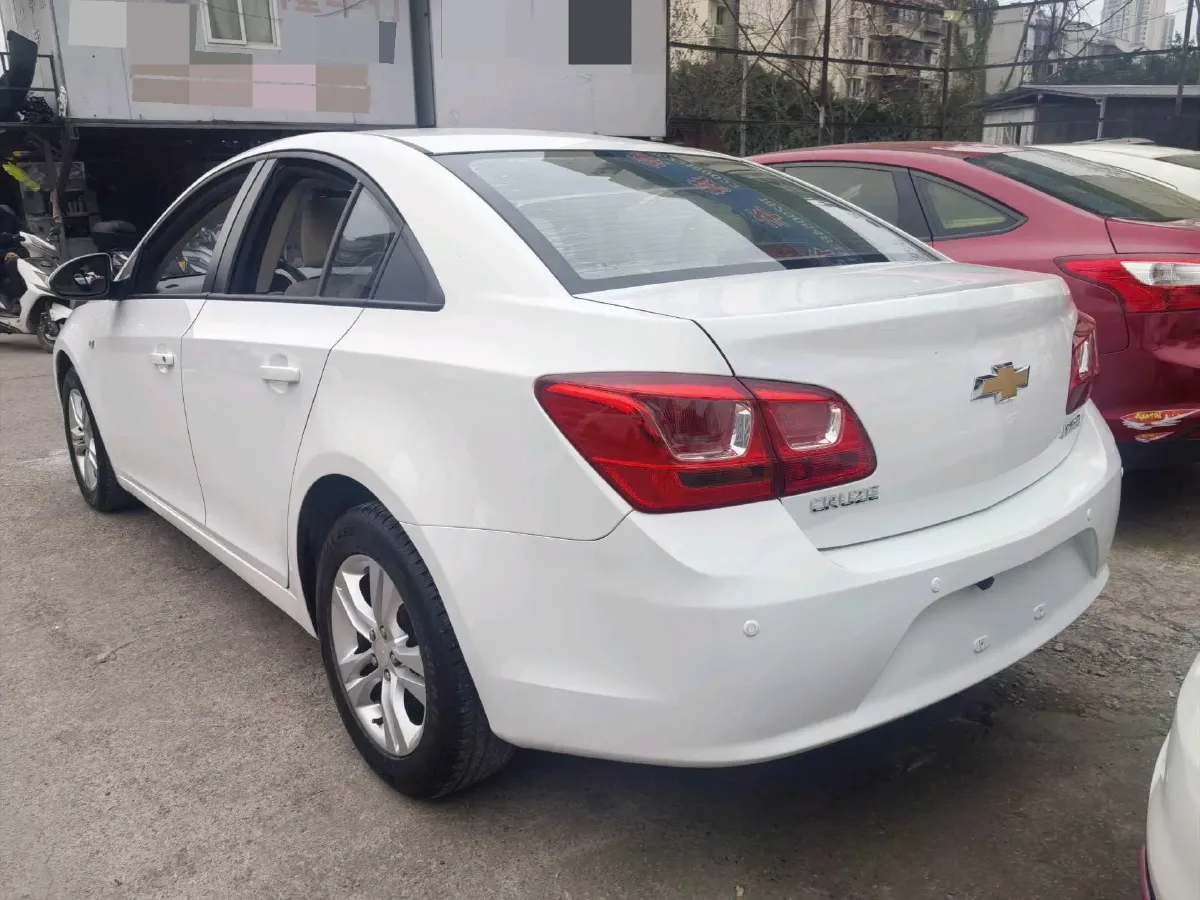 2015 Chevrolet Cruze 1.5L 113HP L4 5MT,autocango,china used car exporter,china ev exporter,chinese used car exporter,chinese used ev exporter
