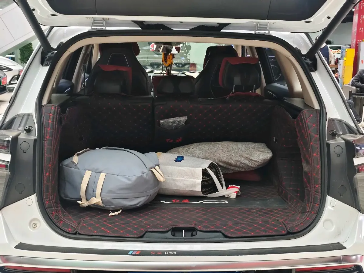 2023 HongQi HS3 1.5T 169HP L4 7DCT,autocango,china used car exporter,china ev exporter,chinese used car exporter,chinese used ev exporter