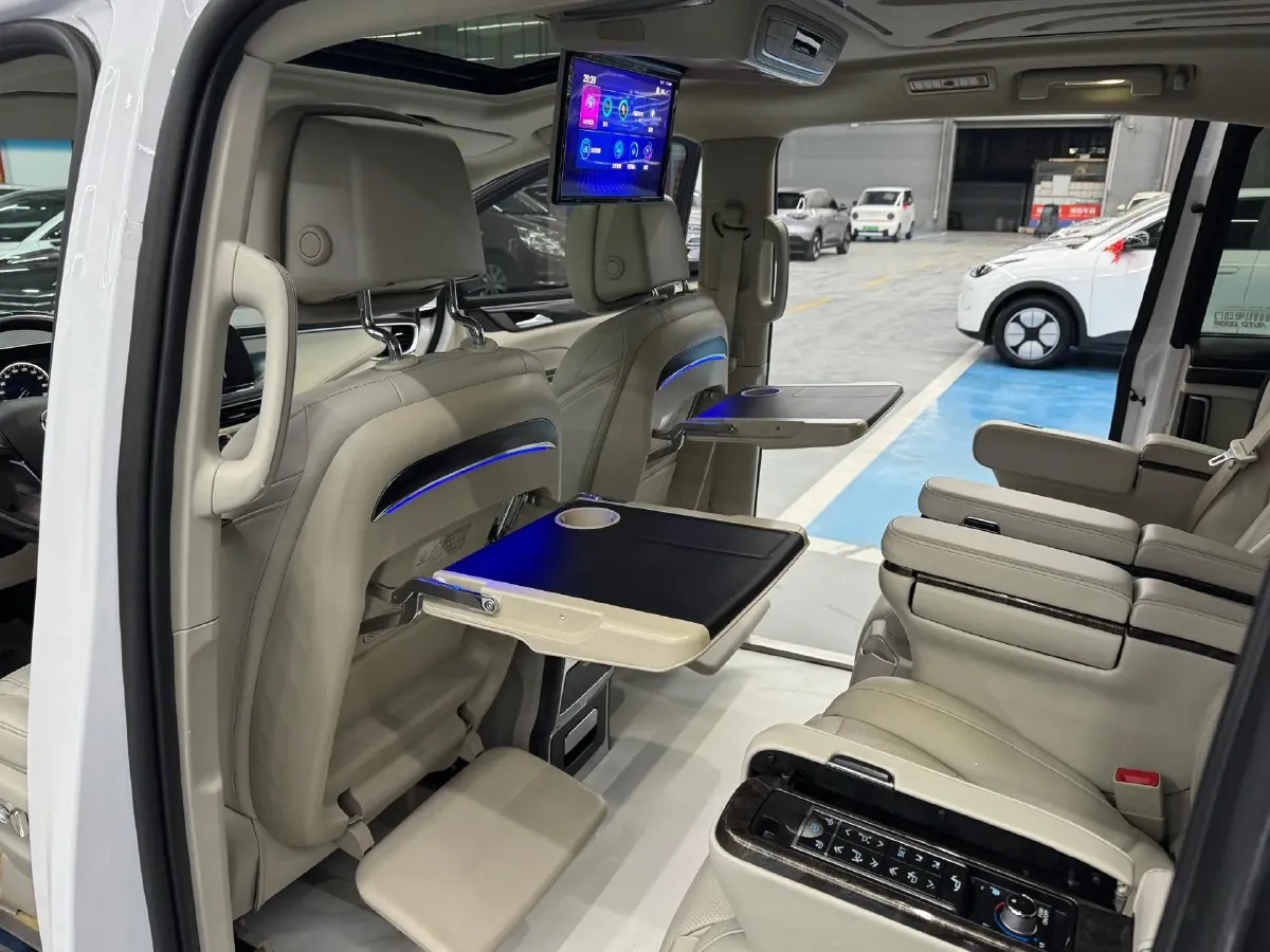 2021 Buick GL8 2.0T 237HP L4 9AT,autocango,china used car exporter,china ev exporter,chinese used car exporter,chinese used ev exporter