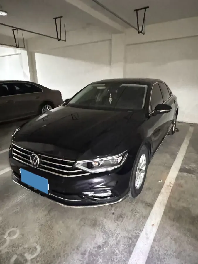 2020 Volkswagen Magotan 1.4T 150HP L4 7DCT,autocango,china used car exporter,china ev exporter,chinese used car exporter,chinese used ev exporter