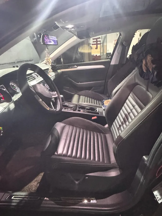 2020 Volkswagen Magotan 1.4T 150HP L4 7DCT,autocango,china used car exporter,china ev exporter,chinese used car exporter,chinese used ev exporter