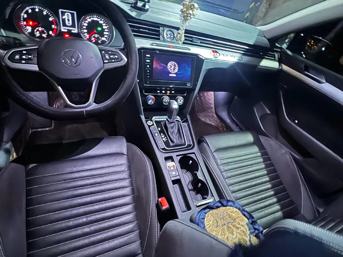 2020 Volkswagen Magotan 1.4T 150HP L4 7DCT,autocango,china used car exporter,china ev exporter,chinese used car exporter,chinese used ev exporter