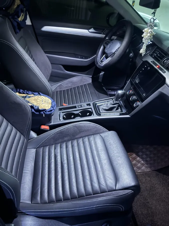 2020 Volkswagen Magotan 1.4T 150HP L4 7DCT,autocango,china used car exporter,china ev exporter,chinese used car exporter,chinese used ev exporter