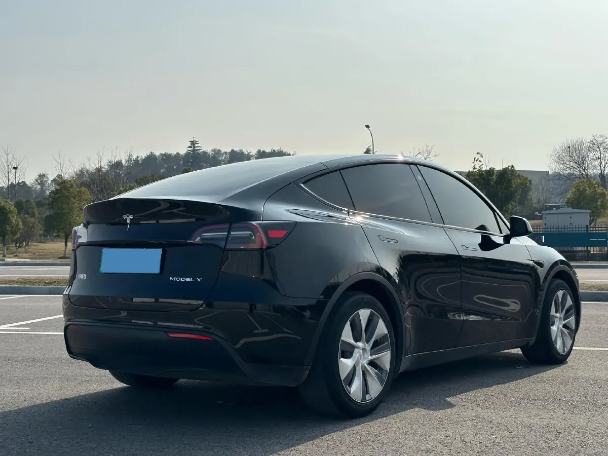 2021 Tesla Model Y BEV 60KWH,autocango,china used car exporter,china ev exporter,chinese used car exporter,chinese used ev exporter