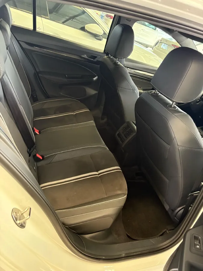 2021 Volkswagen Golf 1.4T 150HP L4 7DCT,autocango,china used car exporter,china ev exporter,chinese used car exporter,chinese used ev exporter