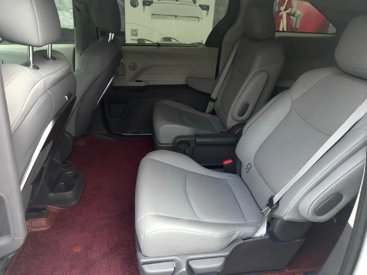 2024 Toyota Granvia 2.5L 189HP L4 E-CVT Hybrid,autocango,china used car exporter,china ev exporter,chinese used car exporter,chinese used ev exporter