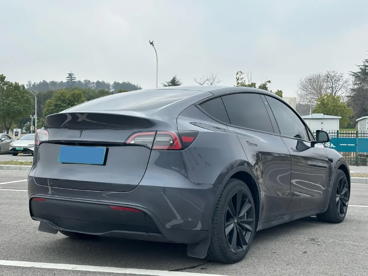 2022 Tesla Model Y BEV 60KWH,autocango,china used car exporter,china ev exporter,chinese used car exporter,chinese used ev exporter