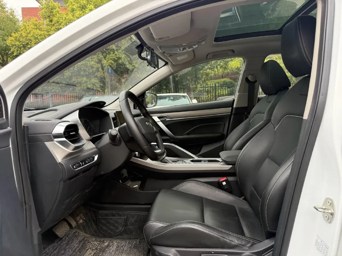 2019 Geely Coolray 1.5T 177HP L3 7DCT,autocango,china used car exporter,china ev exporter,chinese used car exporter,chinese used ev exporter