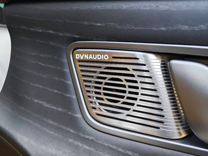 2024 Denza D9 1.5T 139HP L4 E-CVT PHEV 40KWH,autocango,china used car exporter,china ev exporter,chinese used car exporter,chinese used ev exporter