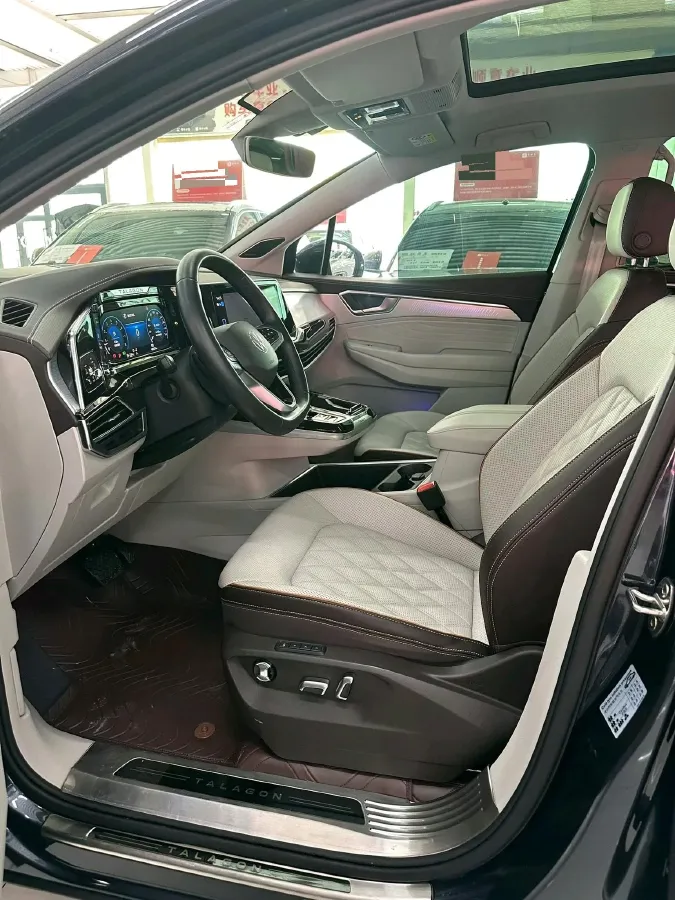 2021 Volkswagen Talagon 2.5T 299HP V6 7DCT,autocango,china used car exporter,china ev exporter,chinese used car exporter,chinese used ev exporter