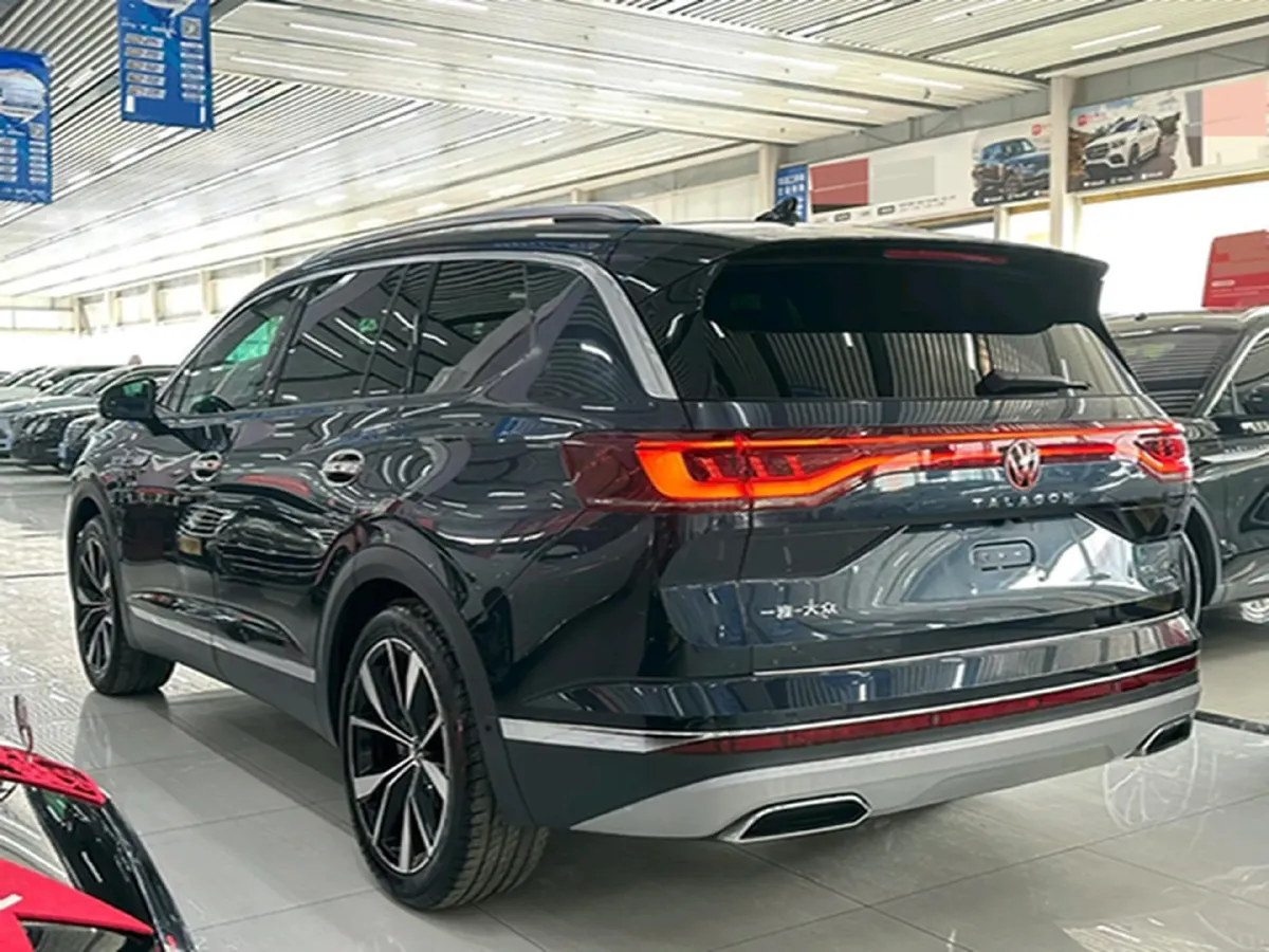 2021 Volkswagen Talagon 2.5T 299HP V6 7DCT,autocango,china used car exporter,china ev exporter,chinese used car exporter,chinese used ev exporter