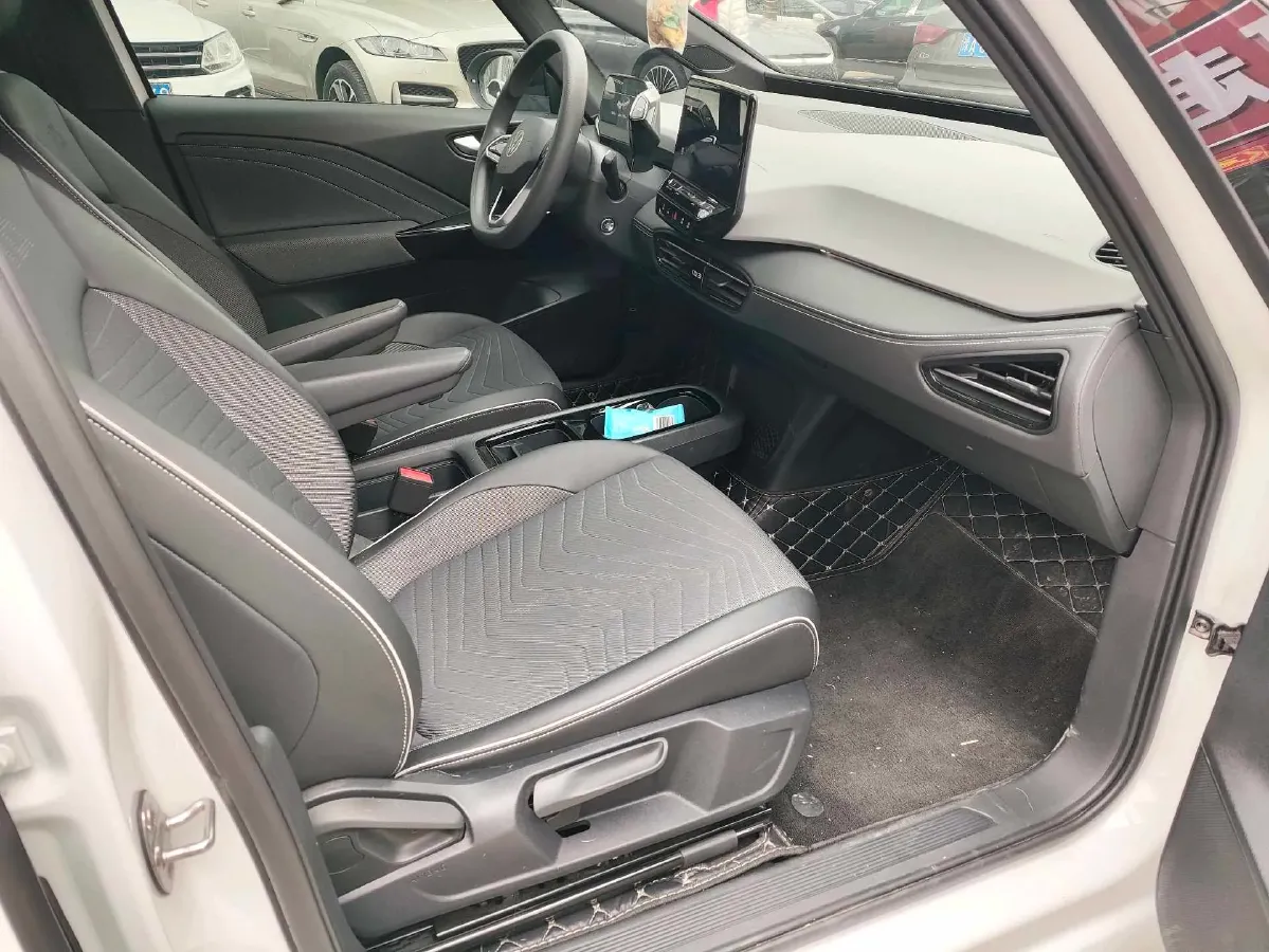 2024 Volkswagen ID.3 BEV 52.8KWH,autocango,china used car exporter,china ev exporter,chinese used car exporter,chinese used ev exporter