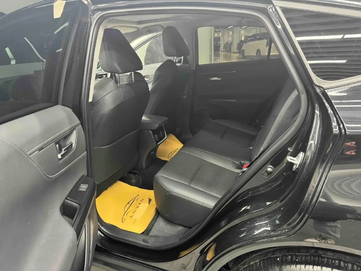 2022 Toyota Venza 2.5L 178HP L4 E-CVT Hybrid,autocango,china used car exporter,china ev exporter,chinese used car exporter,chinese used ev exporter