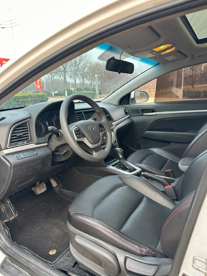 2016 Hyundai Elantra 1.6L 130HP L4 6AT,autocango,china used car exporter,china ev exporter,chinese used car exporter,chinese used ev exporter
