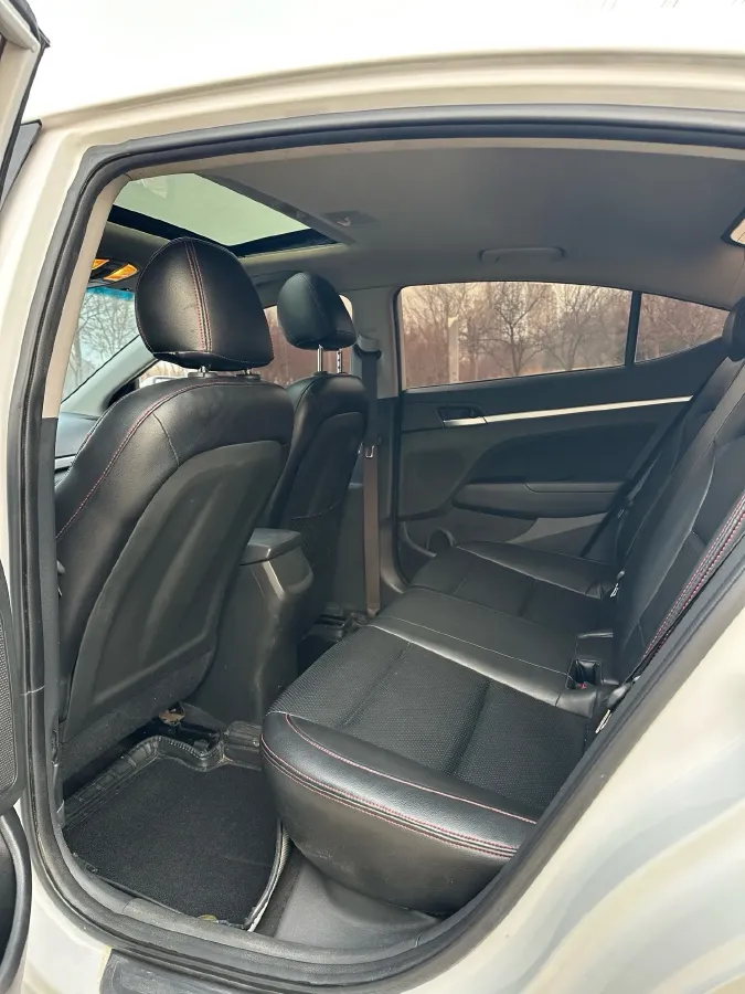 2016 Hyundai Elantra 1.6L 130HP L4 6AT,autocango,china used car exporter,china ev exporter,chinese used car exporter,chinese used ev exporter