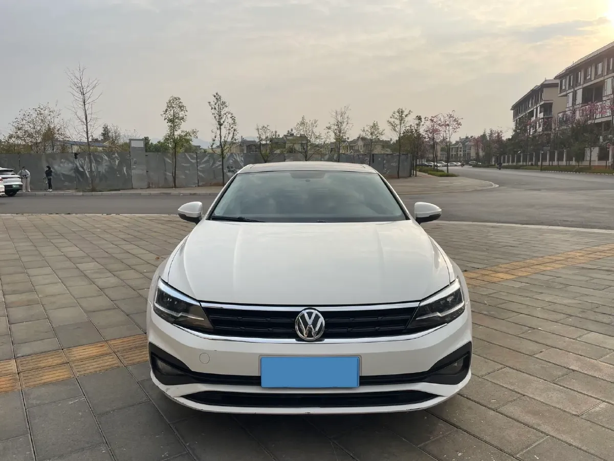 2019 Volkswagen T-Cross 1.4T 150HP L4 7DCT,autocango,china used car exporter,china ev exporter,chinese used car exporter,chinese used ev exporter