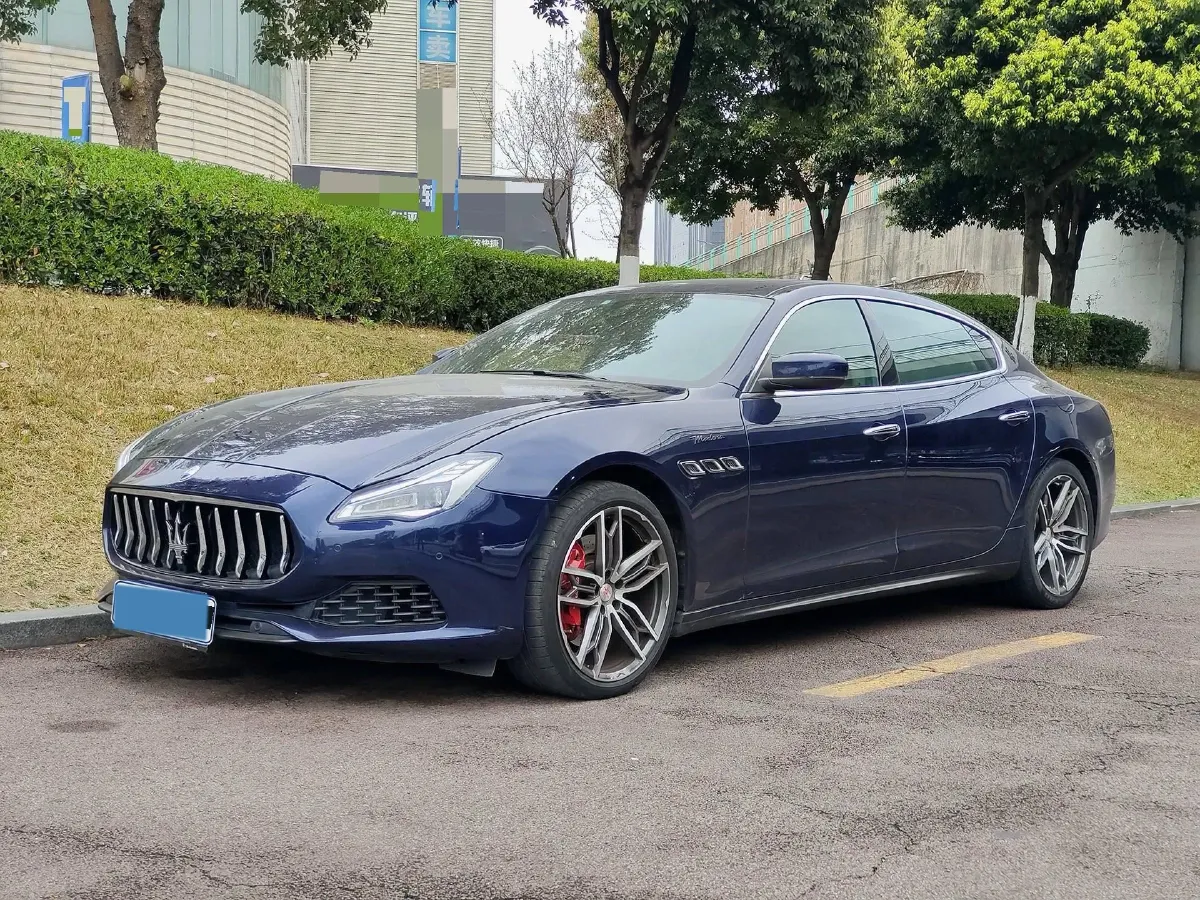 2018 Maserati Quattroporte 3.0T 430HP V6 8AT,autocango,china used car exporter,china ev exporter,chinese used car exporter,chinese used ev exporter