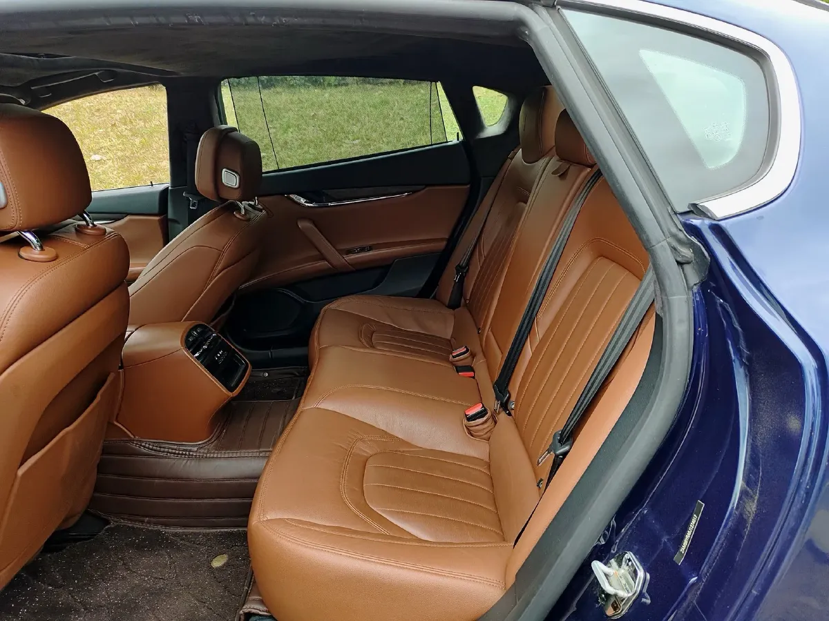 2018 Maserati Quattroporte 3.0T 430HP V6 8AT,autocango,china used car exporter,china ev exporter,chinese used car exporter,chinese used ev exporter