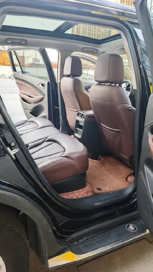 2021 Buick EnvisionPlus 1.5T 169HP L4 7DCT,autocango,china used car exporter,china ev exporter,chinese used car exporter,chinese used ev exporter