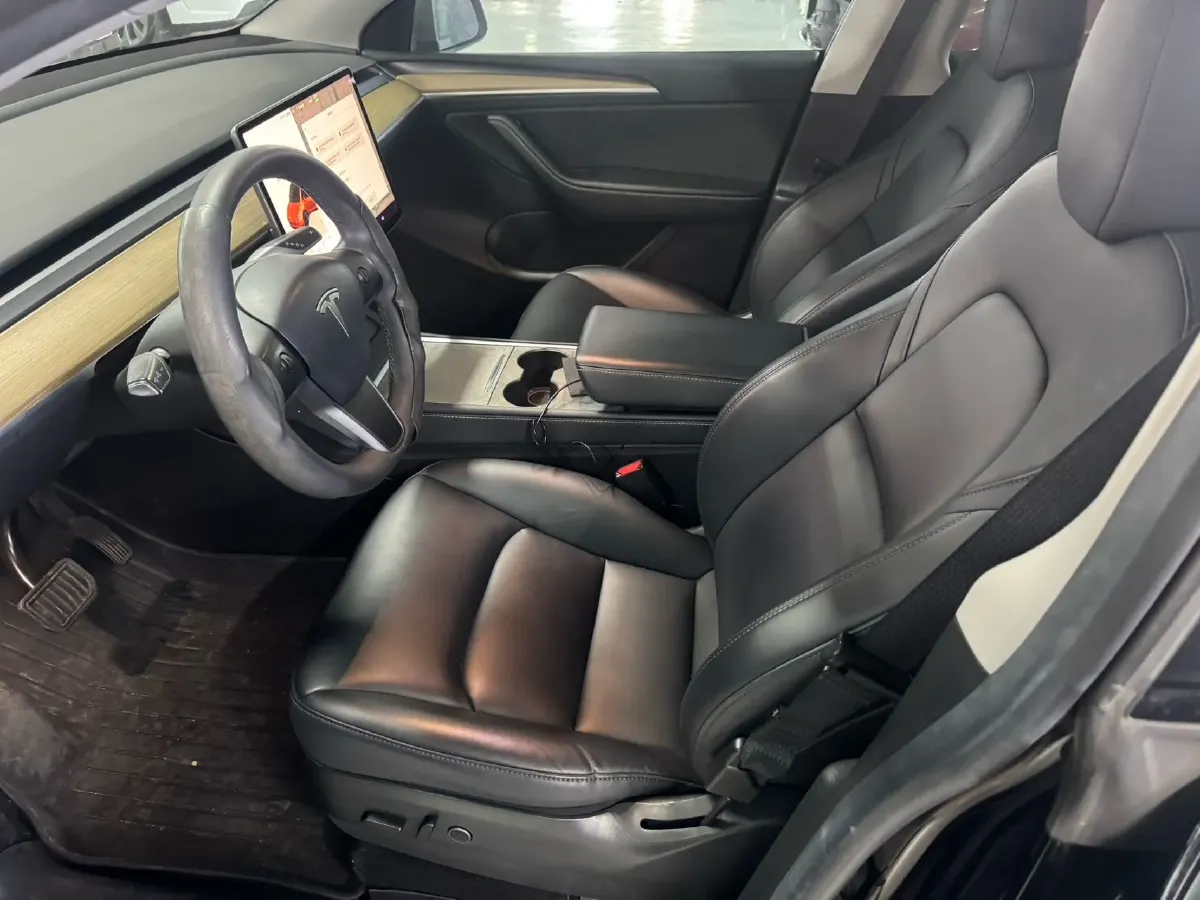 2022 Tesla Model Y BEV 60KWH,autocango,china used car exporter,china ev exporter,chinese used car exporter,chinese used ev exporter