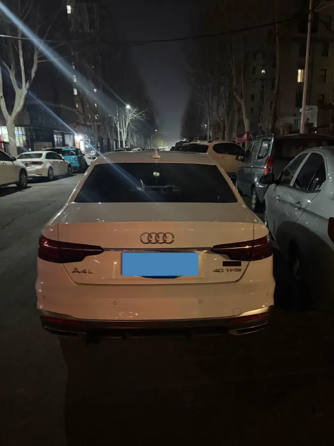 2020 Audi A4L 2.0T 190HP L4 7DCT,autocango,china used car exporter,china ev exporter,chinese used car exporter,chinese used ev exporter