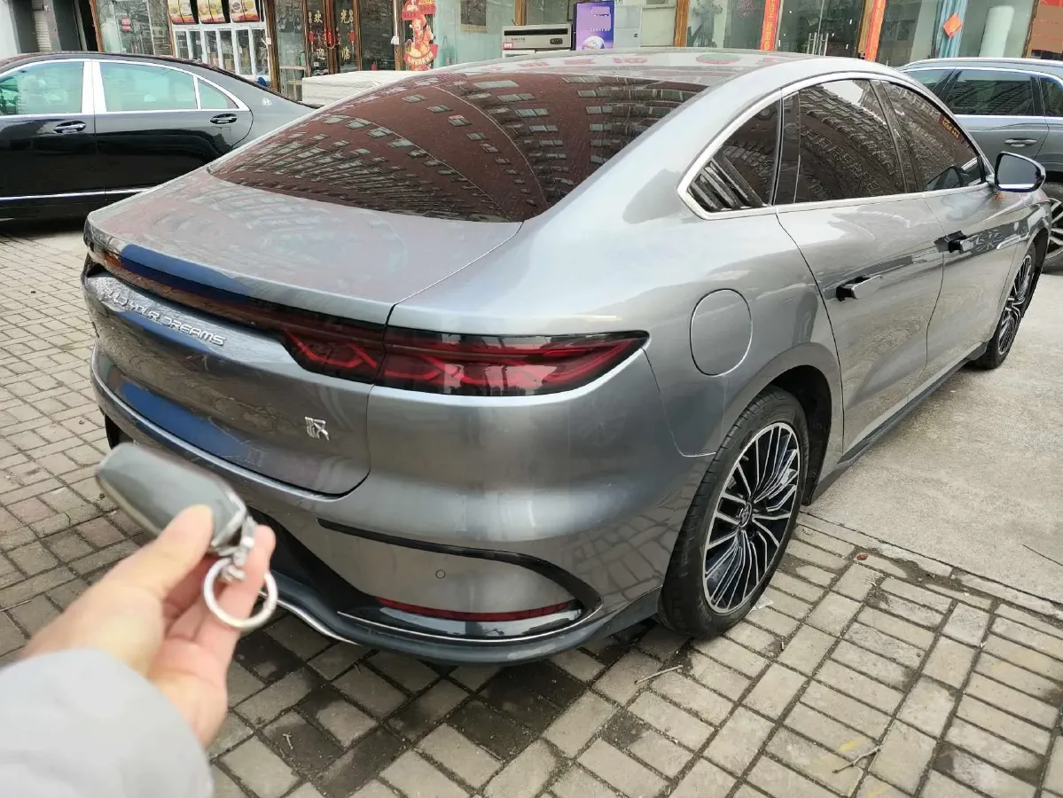 2022 Volkswagen Tiguan L 2.0T 186HP L4 7DCT,autocango,china used car exporter,china ev exporter,chinese used car exporter,chinese used ev exporter