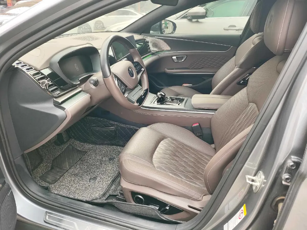 2022 Volkswagen Tiguan L 2.0T 186HP L4 7DCT,autocango,china used car exporter,china ev exporter,chinese used car exporter,chinese used ev exporter