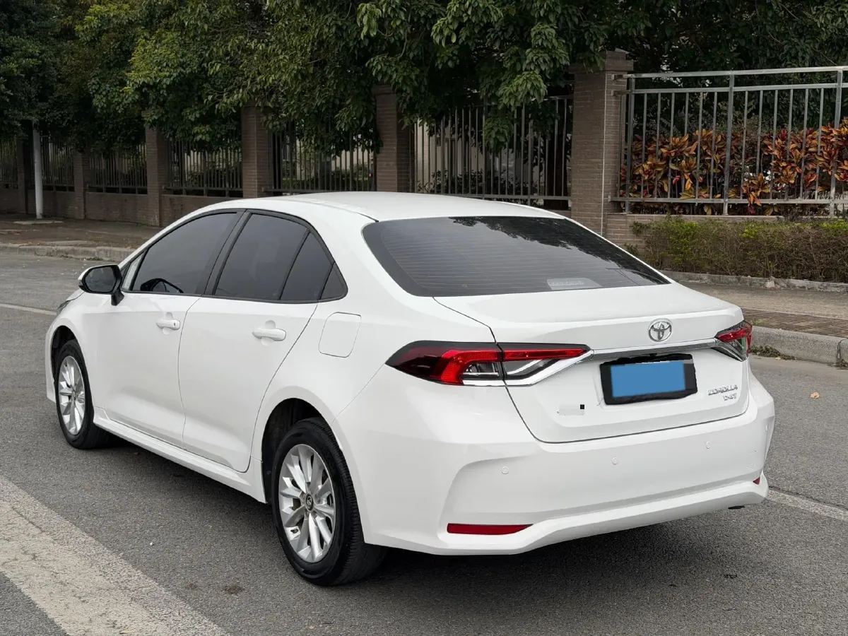 2022 Toyota Corolla 1.2T 116HP L4 CVT,autocango,china used car exporter,china ev exporter,chinese used car exporter,chinese used ev exporter