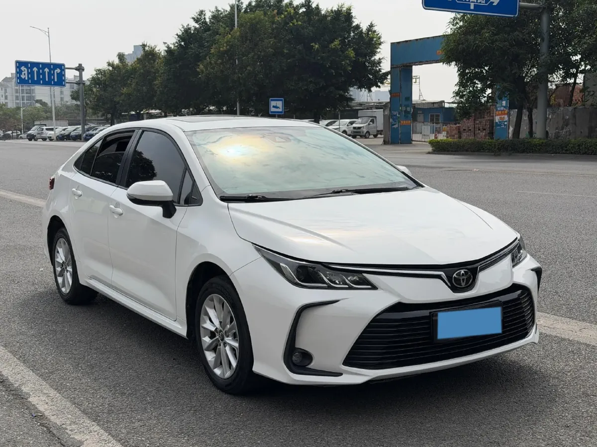2022 Toyota Corolla 1.2T 116HP L4 CVT,autocango,china used car exporter,china ev exporter,chinese used car exporter,chinese used ev exporter
