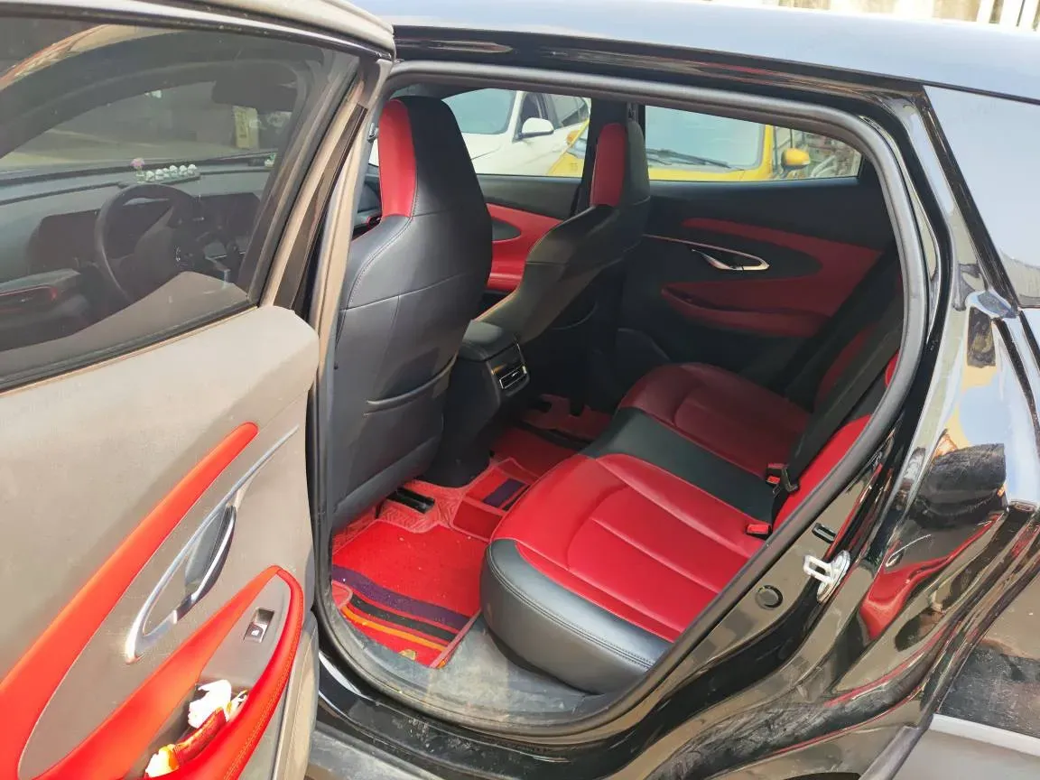 2021 ChangAn UNI-T 1.5T 180HP L4 7DCT,autocango,china used car exporter,china ev exporter,chinese used car exporter,chinese used ev exporter