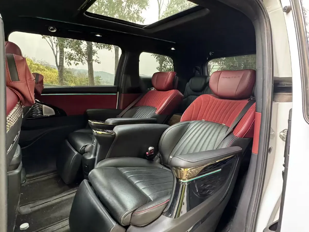 2023 GAC Trumpchi M8 2.0T 252HP L4 8AT,autocango,china used car exporter,china ev exporter,chinese used car exporter,chinese used ev exporter