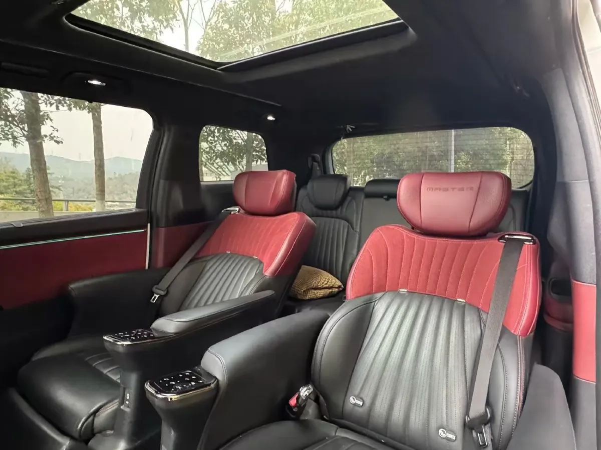 2023 GAC Trumpchi M8 2.0T 252HP L4 8AT,autocango,china used car exporter,china ev exporter,chinese used car exporter,chinese used ev exporter