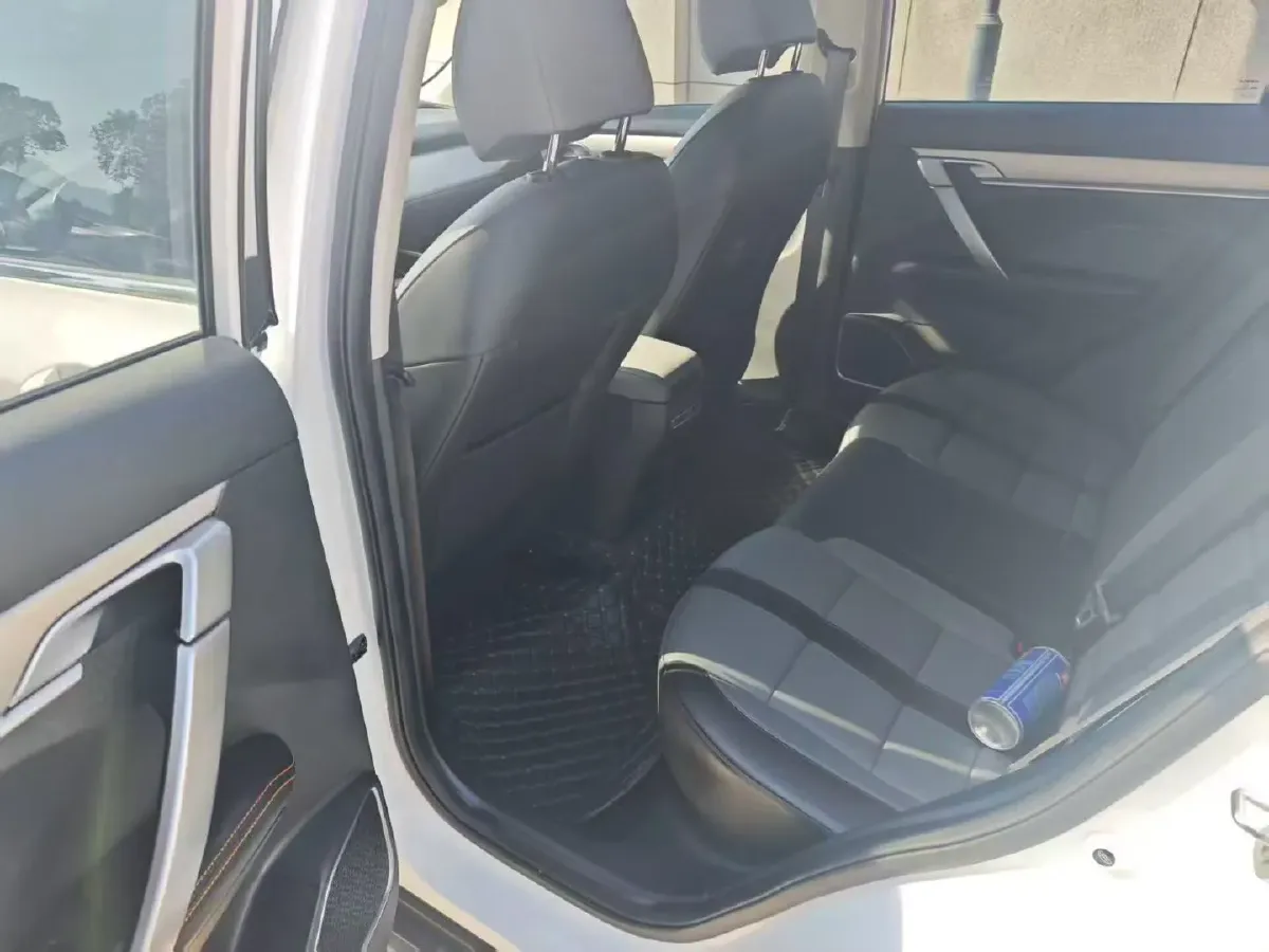 2023 Geely Coolray 1.5T 181HP L4 7DCT,autocango,china used car exporter,china ev exporter,chinese used car exporter,chinese used ev exporter