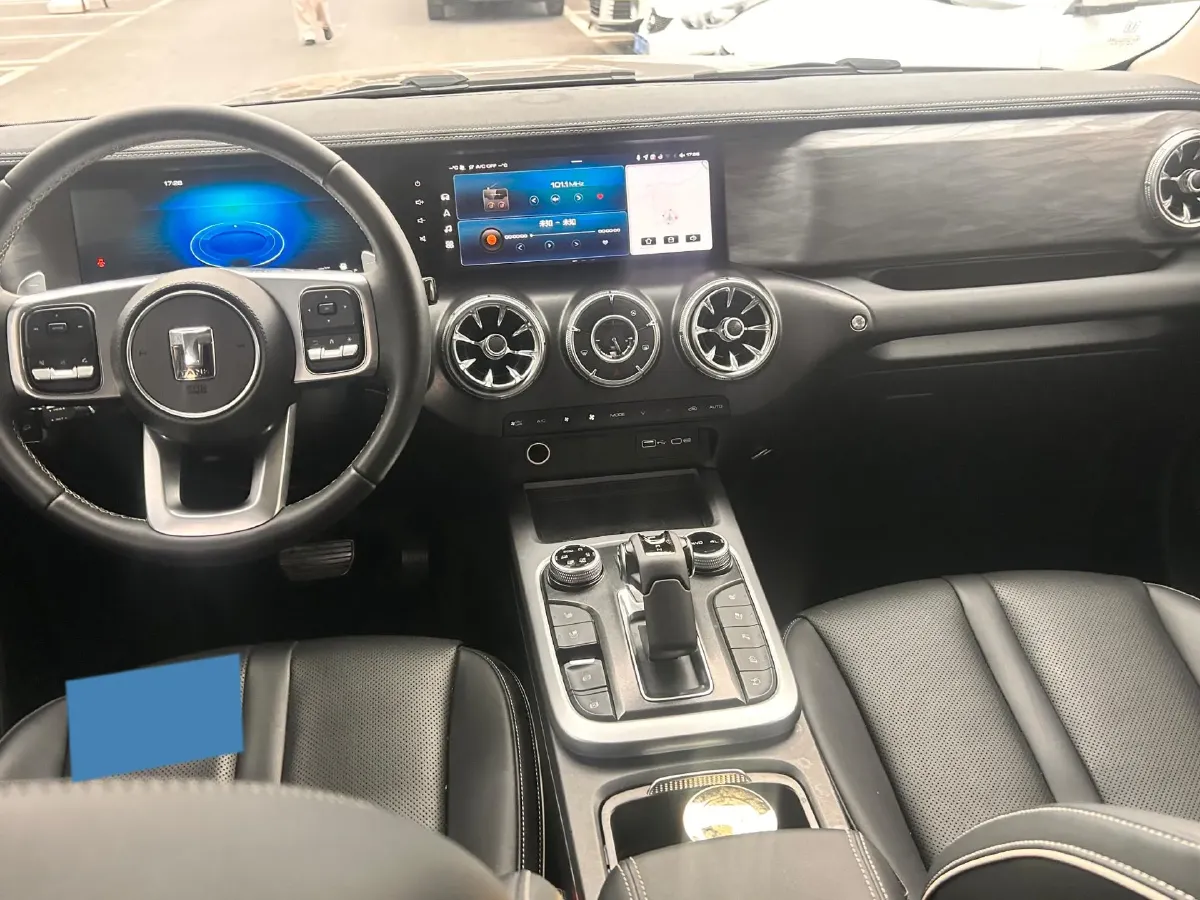 2023 Tank 300 2.0T 227HP L4 8AT,autocango,china used car exporter,china ev exporter,chinese used car exporter,chinese used ev exporter