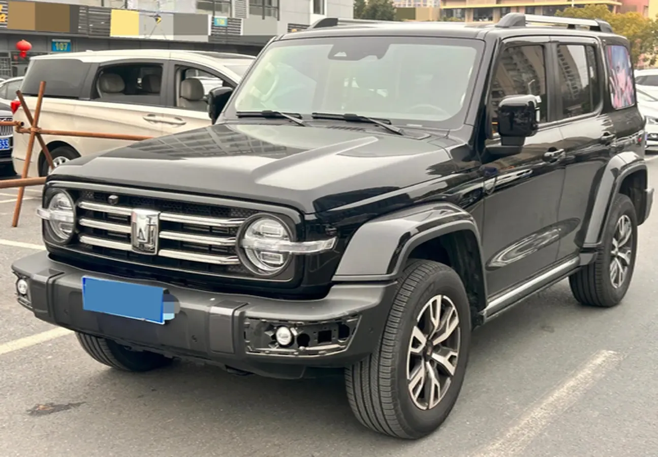 2023 Tank 300 2.0T 227HP L4 8AT,autocango,china used car exporter,china ev exporter,chinese used car exporter,chinese used ev exporter