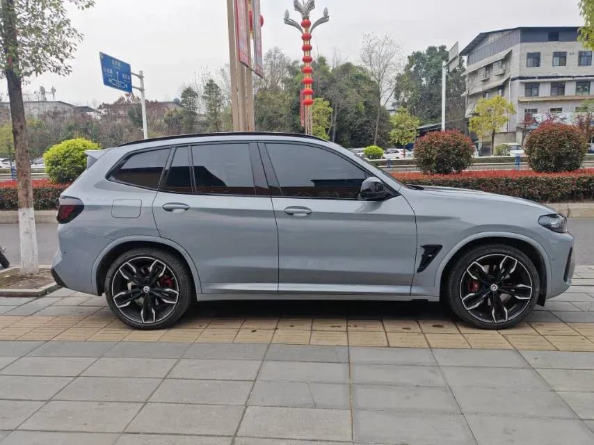 2022 BMW 3.0T 333HP L6 8AT,autocango,china used car exporter,china ev exporter,chinese used car exporter,chinese used ev exporter