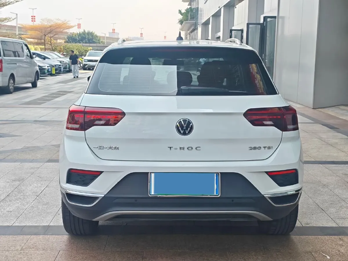 2022 Volkswagen T-Roc 1.4T 150HP L4 7DCT,autocango,china used car exporter,china ev exporter,chinese used car exporter,chinese used ev exporter