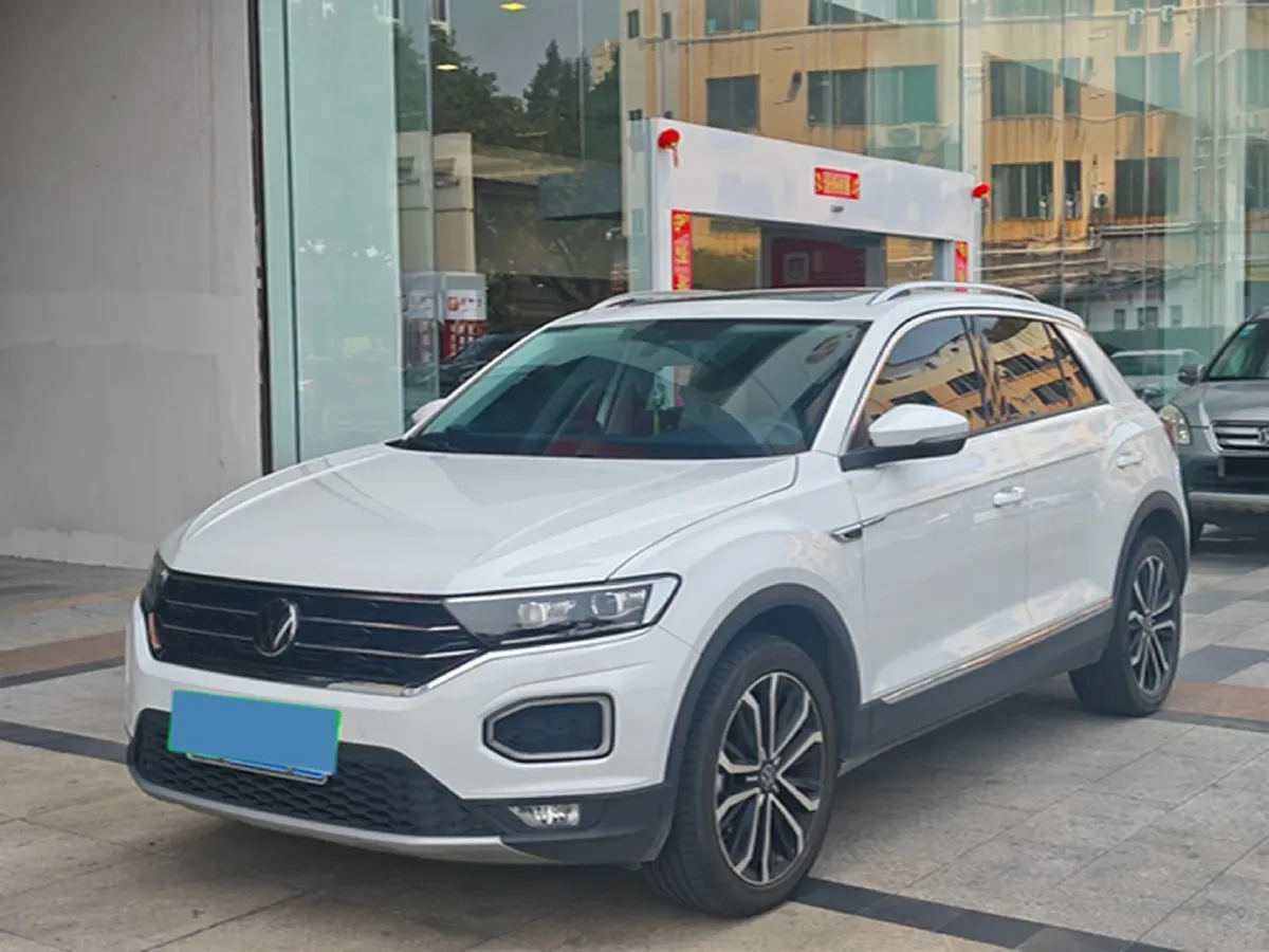 2022 Volkswagen T-Roc 1.4T 150HP L4 7DCT,autocango,china used car exporter,china ev exporter,chinese used car exporter,chinese used ev exporter