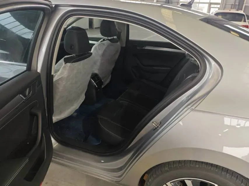 2023 Skoda Superb 1.4T 150HP L4 7DCT,autocango,china used car exporter,china ev exporter,chinese used car exporter,chinese used ev exporter