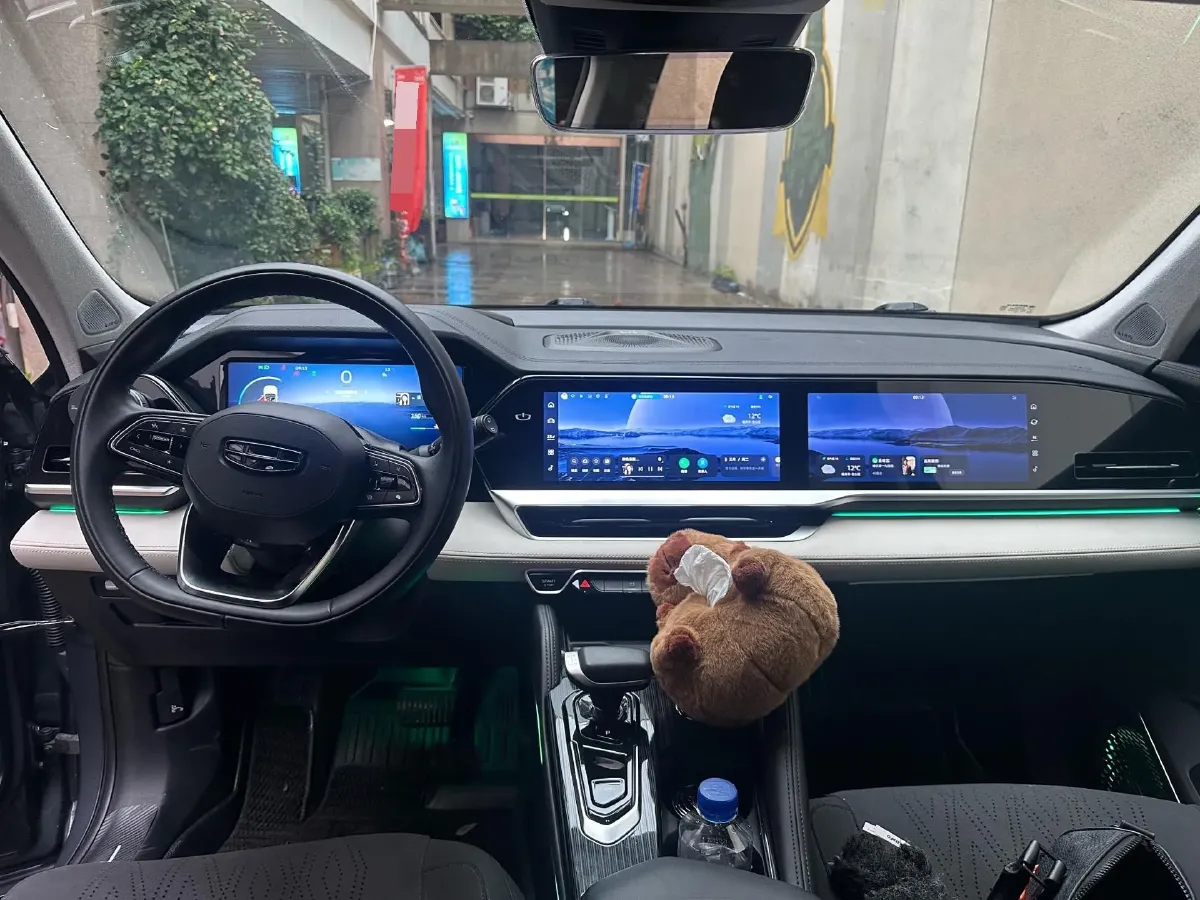 2023 Geely Monjaro 2.0T 238HP L4 8AT,autocango,china used car exporter,china ev exporter,chinese used car exporter,chinese used ev exporter